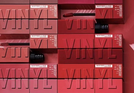 Khám Phá Thế Giới Son Môi Tại Cửa Hàng Cosmetic Store